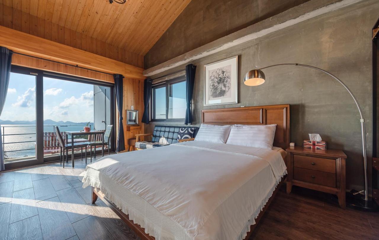 Namhae Whale'S Dream Villa Exterior foto