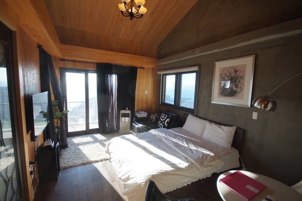 Namhae Whale'S Dream Villa Exterior foto