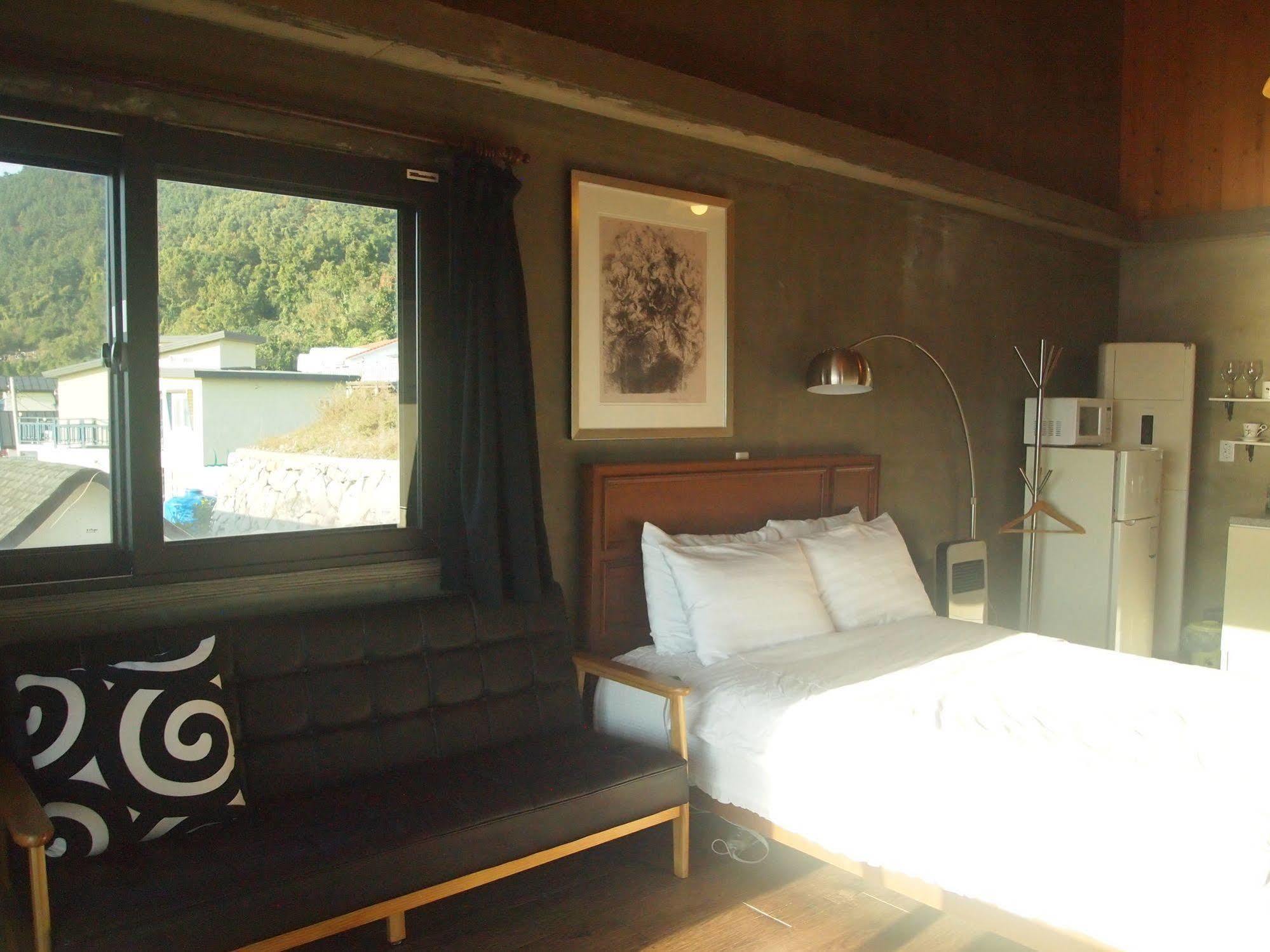 Namhae Whale'S Dream Villa Exterior foto